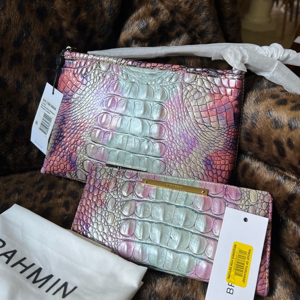 Brahmin Lorelei in supernova bag and matching Ady wallet.